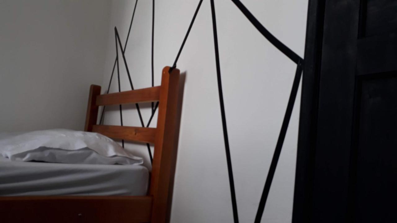 Hola Hostel Faria Lima Сан-Пауло Экстерьер фото