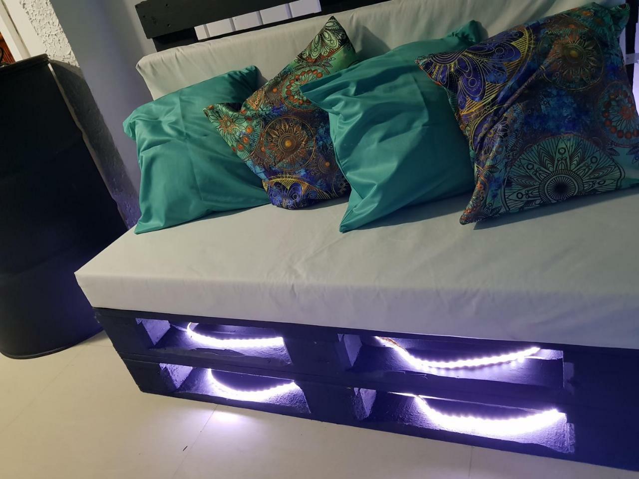 Hola Hostel Faria Lima Сан-Пауло Экстерьер фото