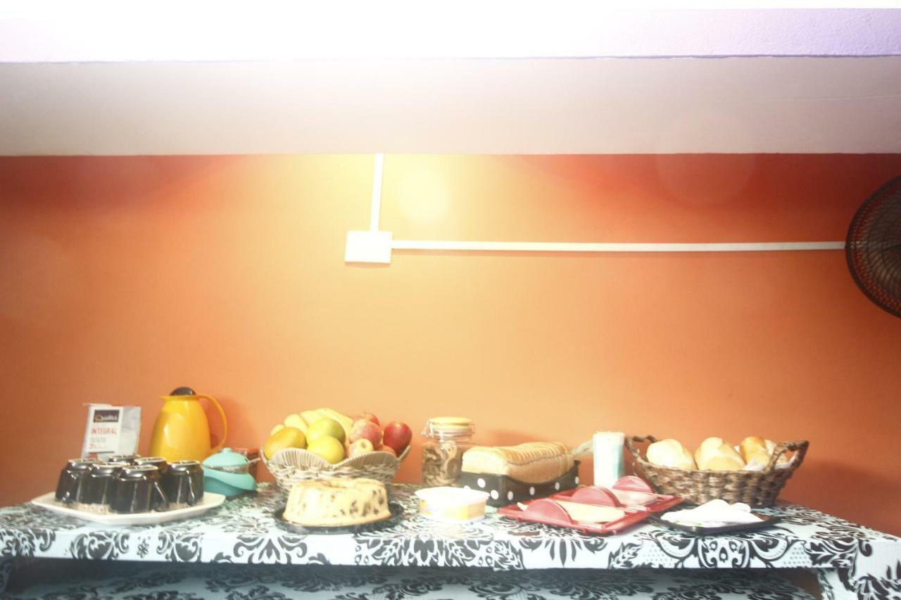 Hola Hostel Faria Lima Сан-Пауло Экстерьер фото