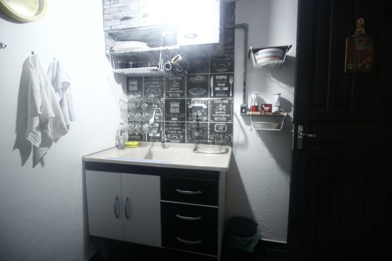 Hola Hostel Faria Lima Сан-Пауло Экстерьер фото